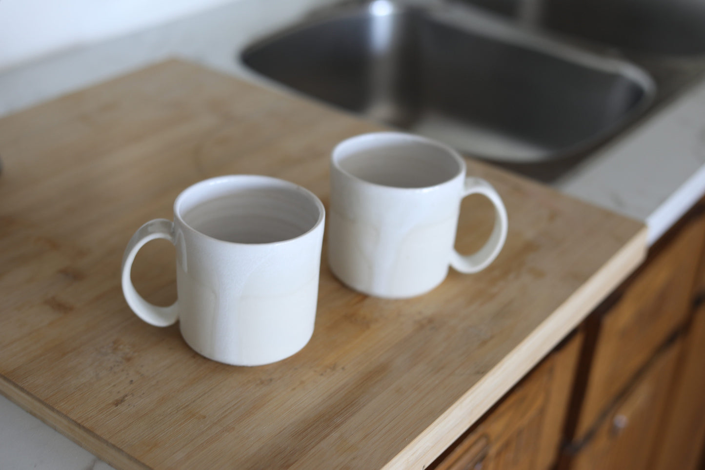 Pepo Ceramics Simple Coffee Mug - soft matte + gloss white