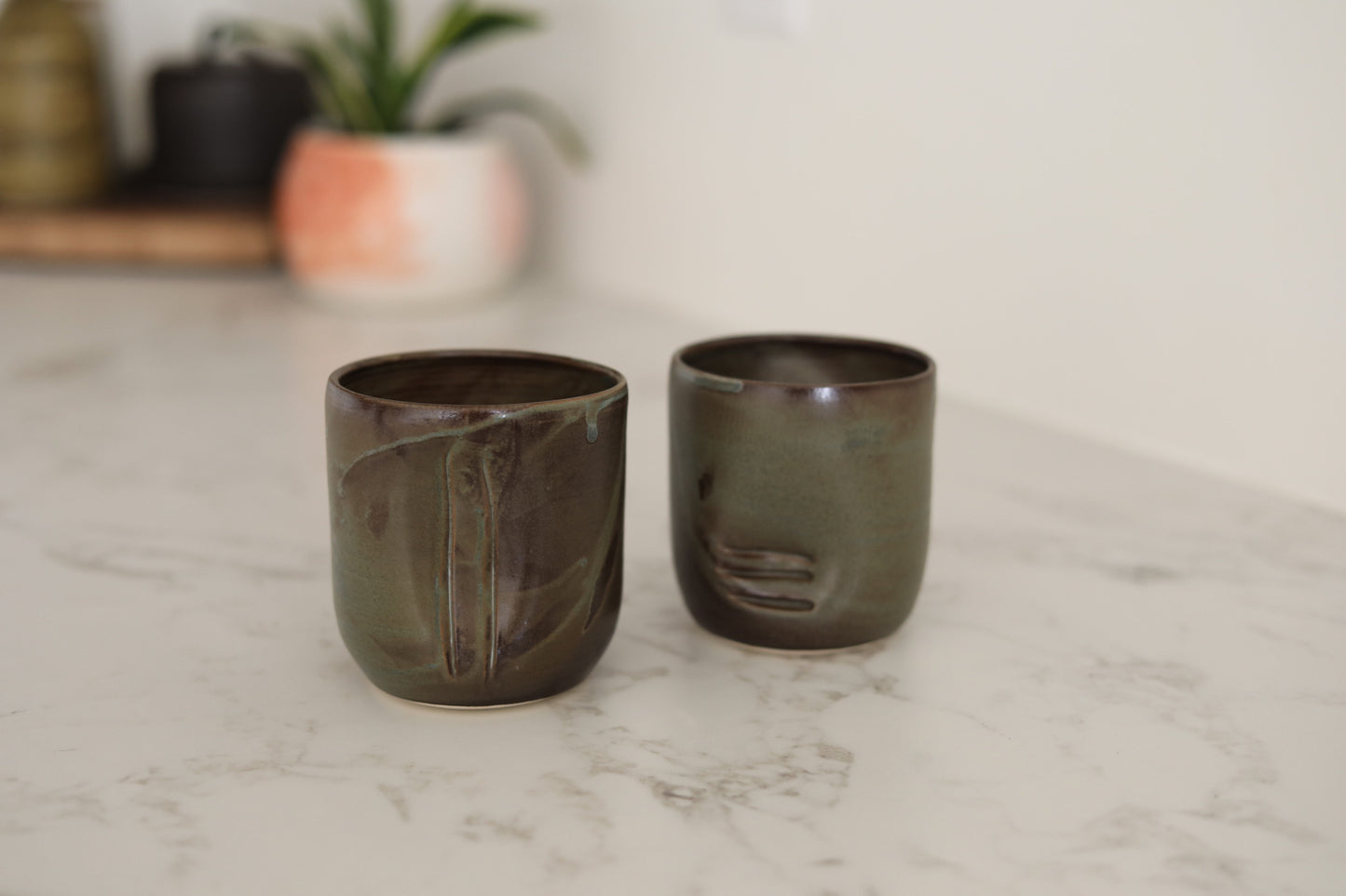 Pepo Ceramics Slash + Dash Tumbler- smoke green