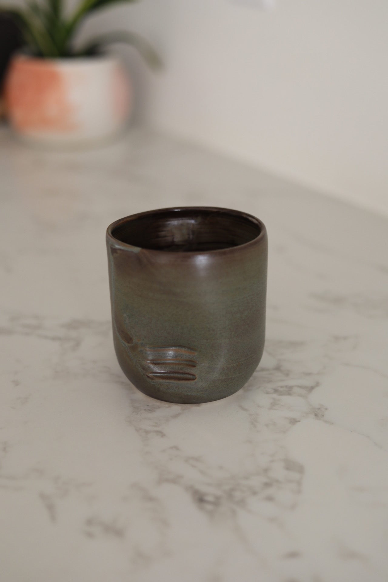 Pepo Ceramics Slash + Dash Tumbler- smoke green