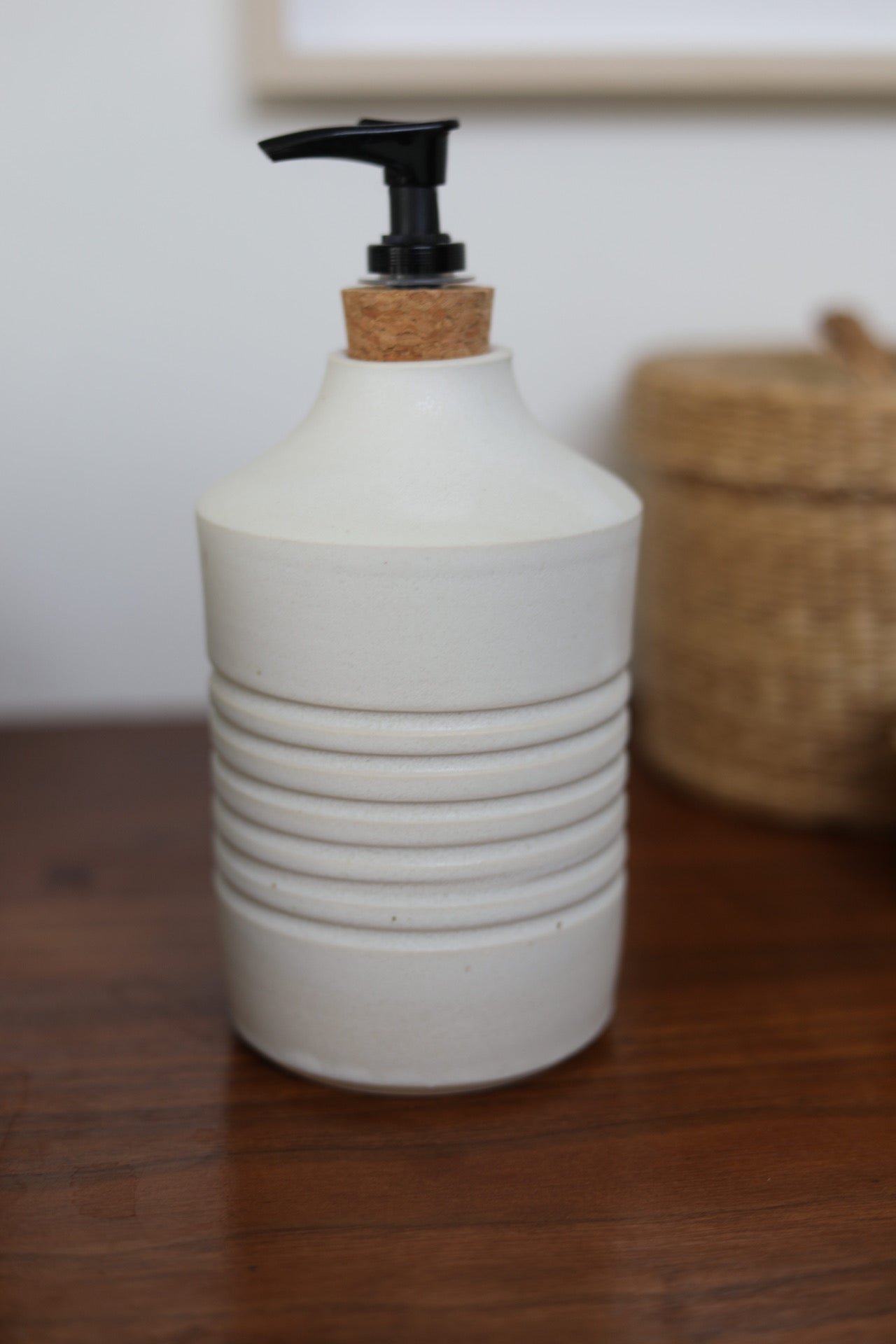 Pepo Ceramics Groove Soap Dispenser- matte white