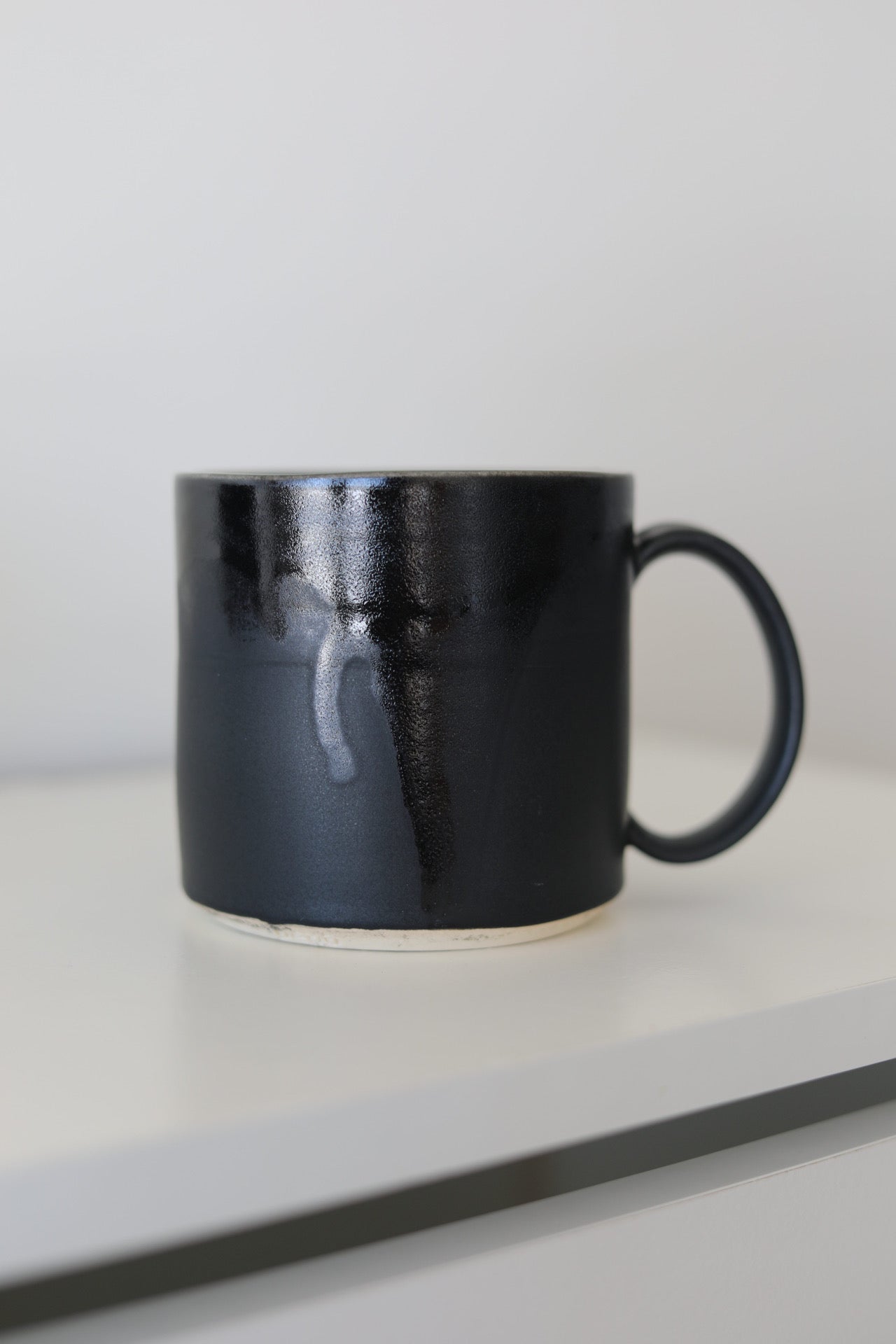 Pepo Ceramics Simple Coffee Mug - gloss + matte black