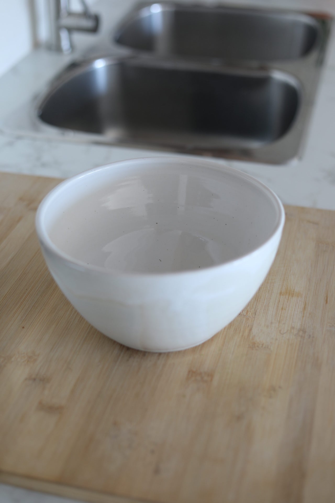 Pepo Ceramics Mixing Bowl Serving Bowl- matte + gloss white