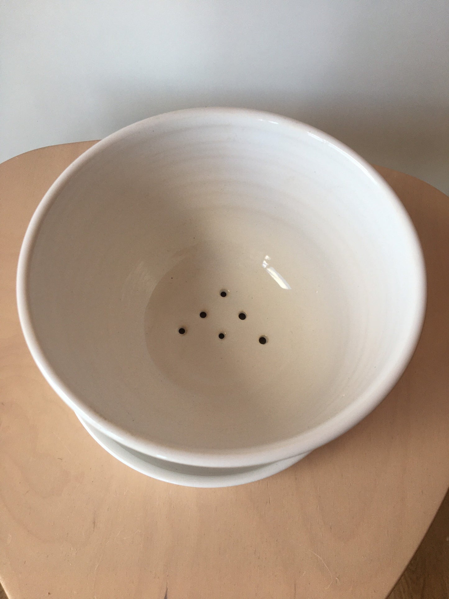 Pepo Ceramics Berry Bowl - gloss white