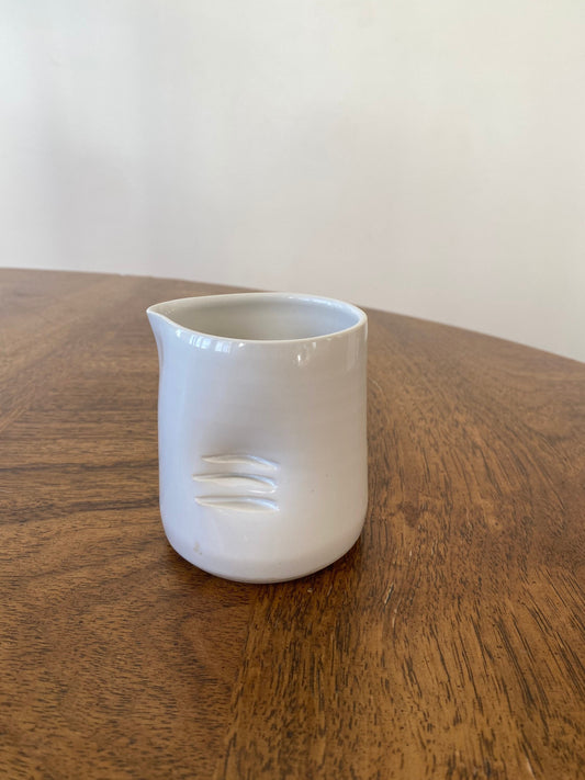 Pepo Ceramics Slash + Dash Creamer - gloss white
