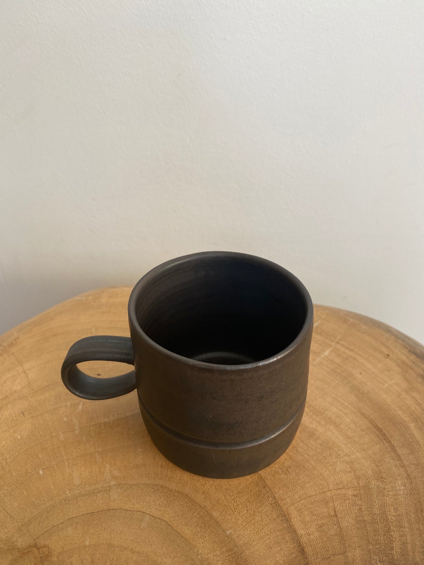 Pepo Ceramics Stripe Mug - wrought iron black