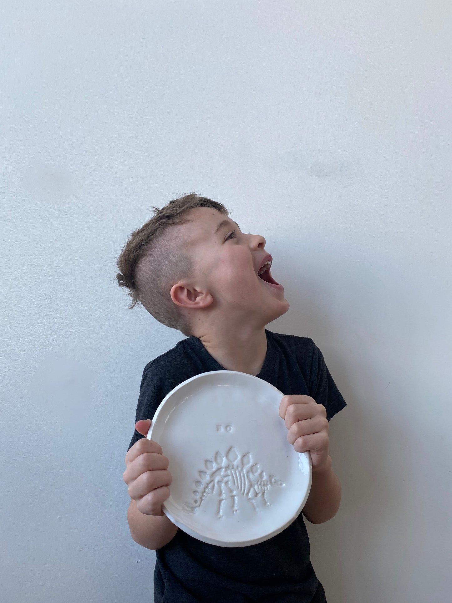 Pepo Ceramics Custom Name Dino Kids Snack Plate - gloss white