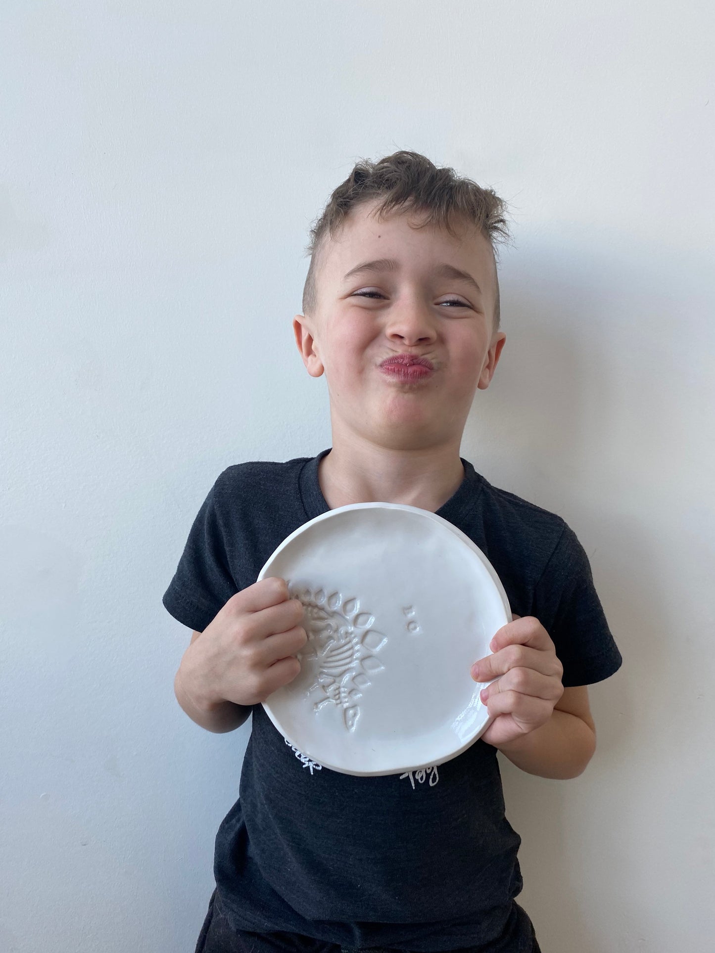 Pepo Ceramics Custom Name Dino Kids Snack Plate - gloss white