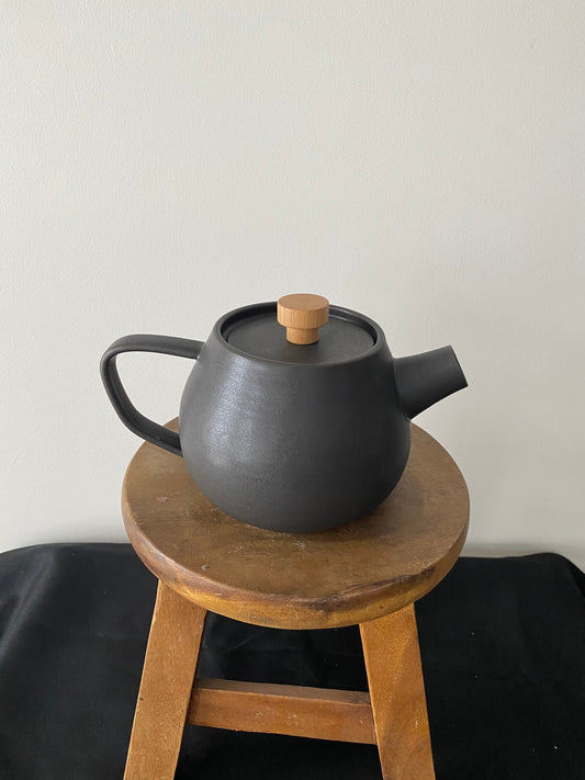 Teapot with Wood Knob - wrought iron black