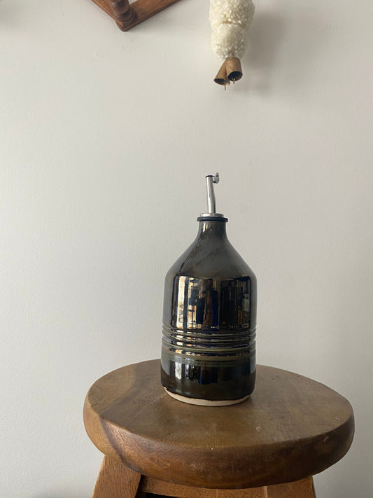 Pepo Ceramics Stripe Olive Oil Bottle- mirror black