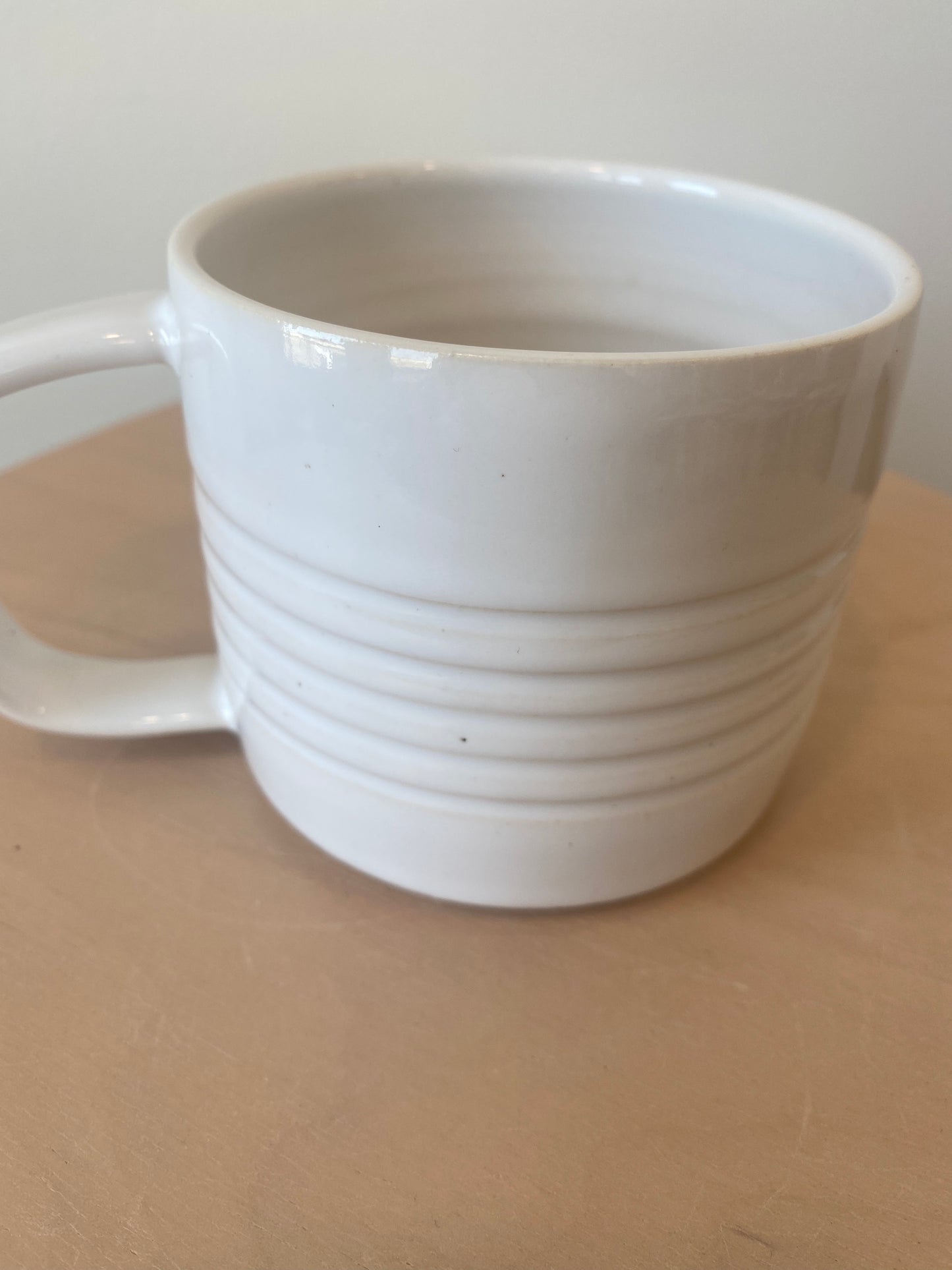 Pepo Ceramics Short Groove Mug - gloss white